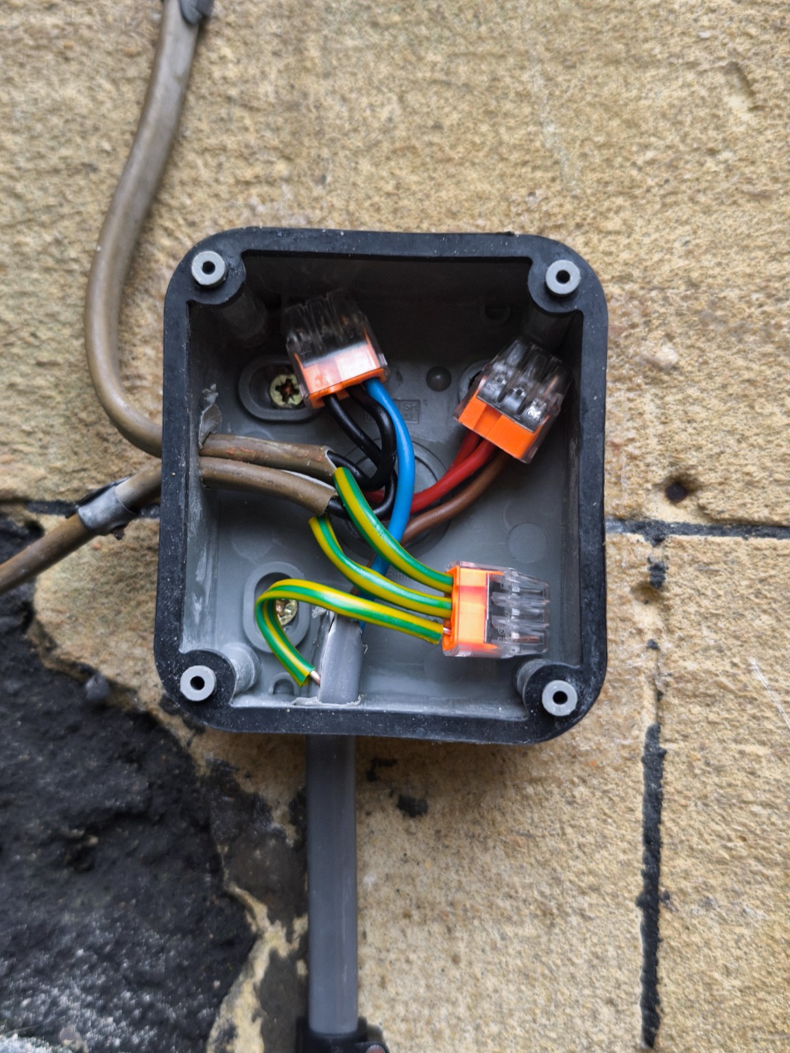 Outdoor electrical junction